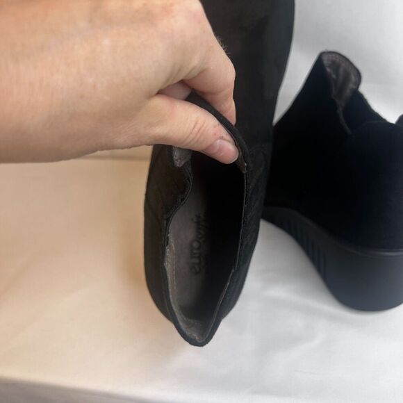 Sofft Euro Soft Black Joslyn Pull On Ankle Bootie Chunky Wedge Size 8M - Picture 2 of 10
